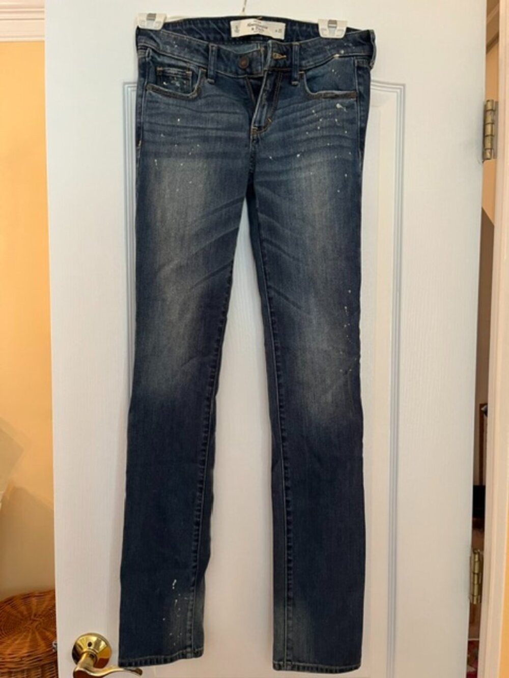 Abercrombie & Fitch Dark Wash Slim Jeans – Size 0 / W25
